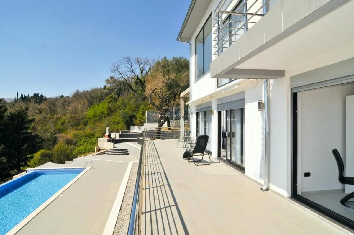 Prodaja, kuća, 390m², Mrčevac, Tivat