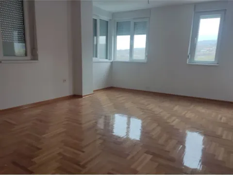 Sale, three bedroom apartment, 70m², Niš, Srbija - image 5