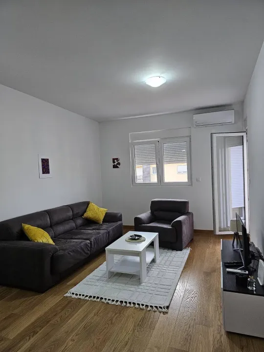 Rent, two bedroom apartment, 46m², City Kvart, Podgorica