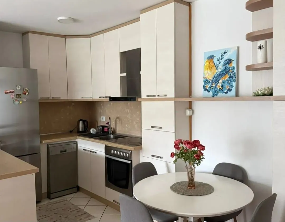 Prodaja, dvosoban stan, 56m², 1 maj, Podgorica