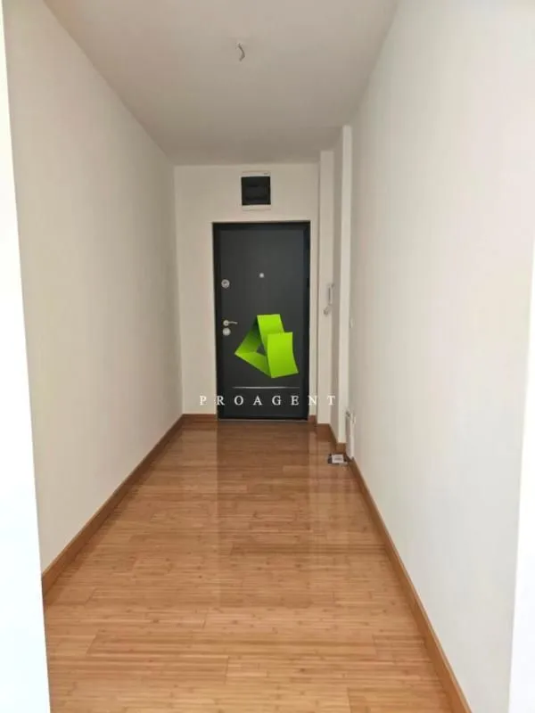 Prodaja, dvosoban stan, 69m², Pantelej, Niš