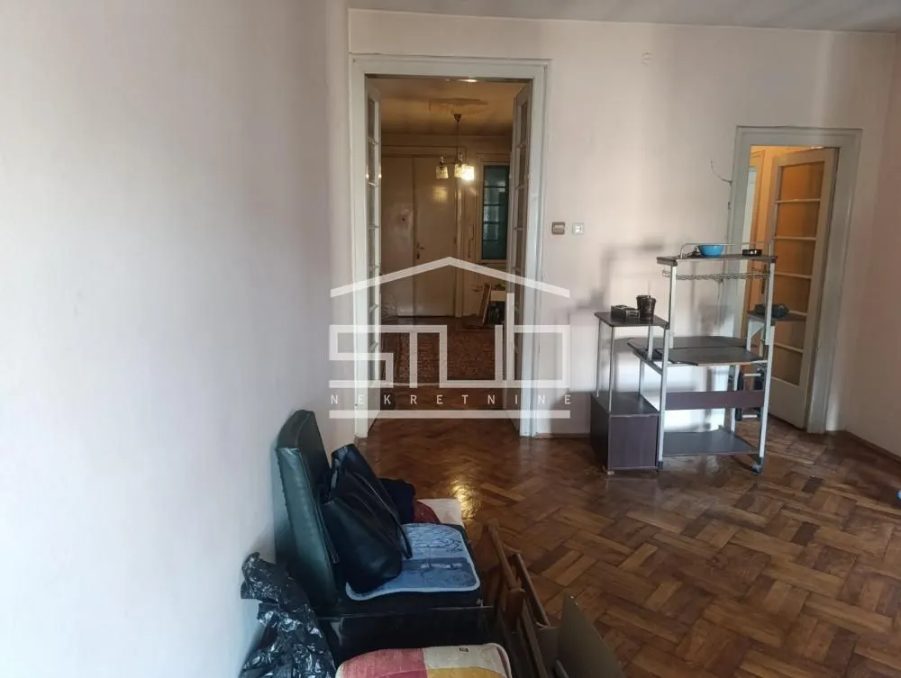 Sale, two bedroom apartment, 77m², Stari Grad, Beograd