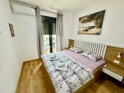 Izdavanje, dvosoban stan, 60m², City Kvart, Podgorica - image 7