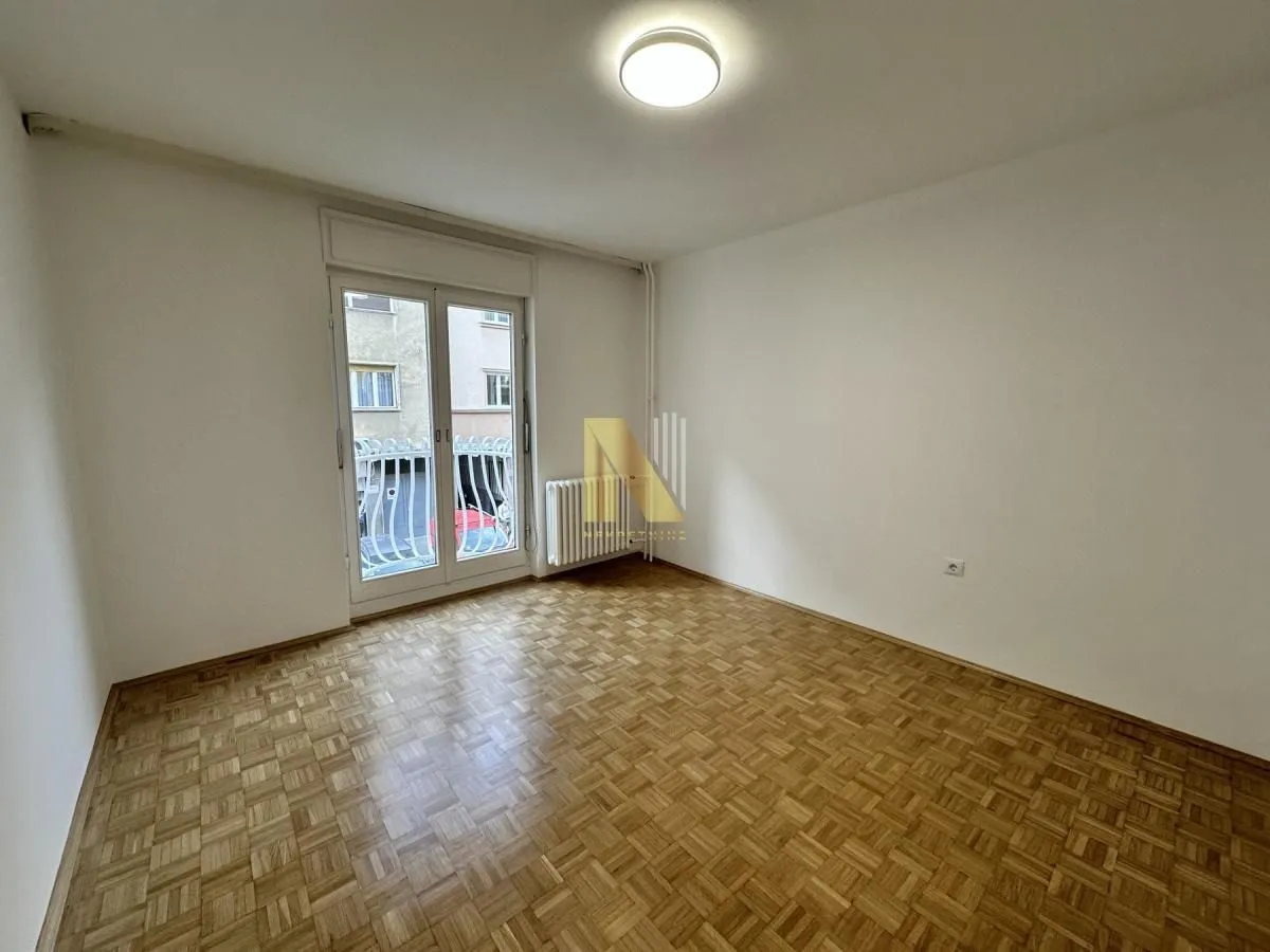 Rent, office space, 105m², Centar, Novi Sad