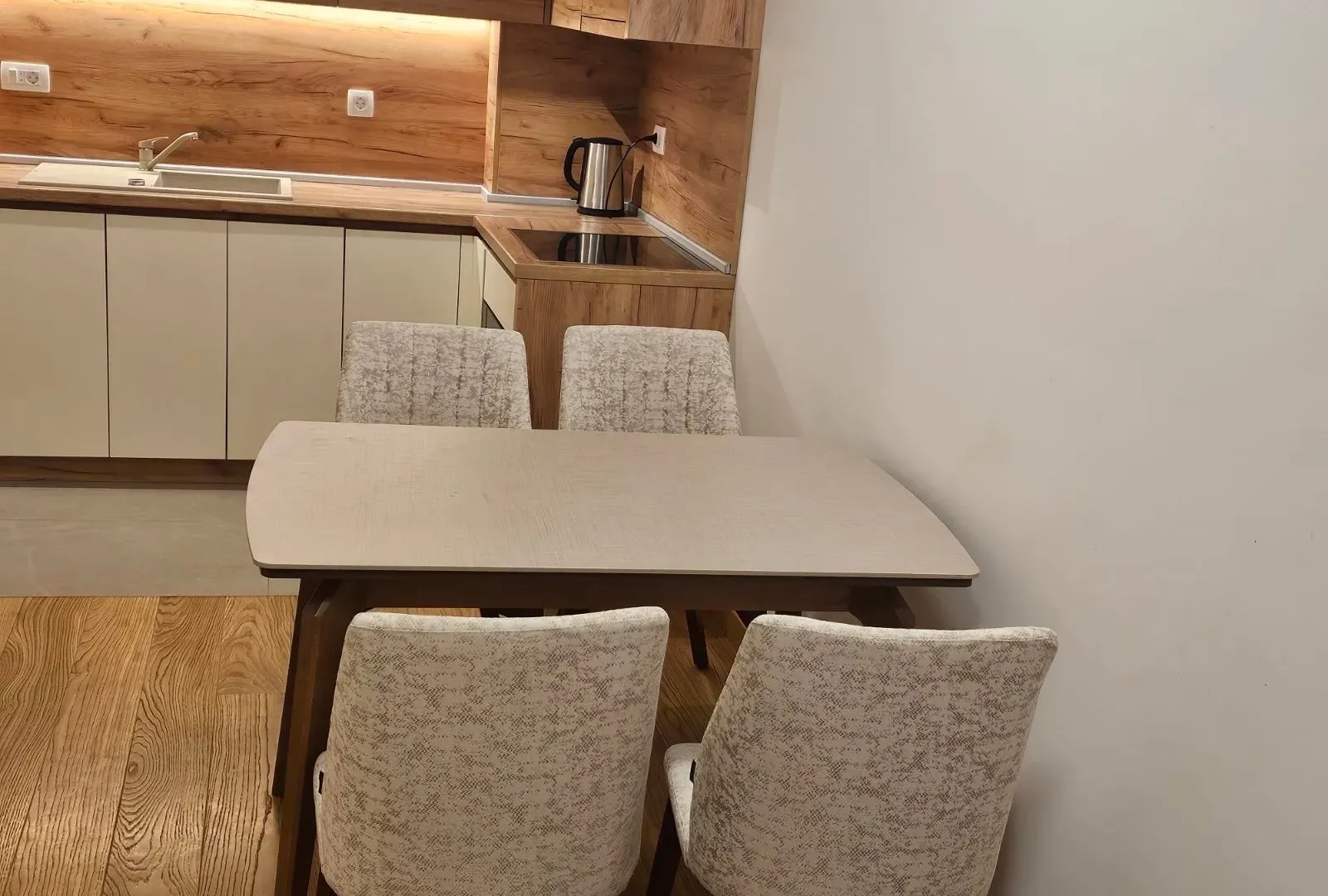 Rent, one bedroom apartment, 43m², City Kvart, Podgorica