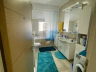 Izdavanje, kuća, 400m², Veternička rampa, Novi Sad Sve Podlokacije - image 13