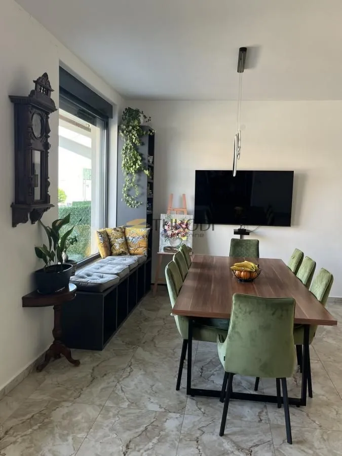 Prodaja, stan, 145m², Sremska Kamenica, Petrovaradin