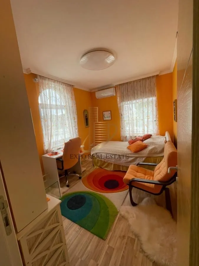 Rent, house, 400m², Veternička rampa, Novi Sad Sve Podlokacije