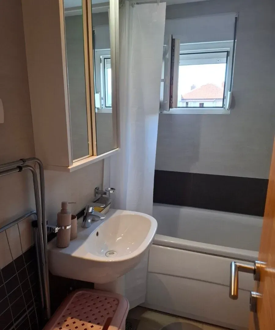 Rent, one bedroom apartment, 50m², Blok 9, Podgorica