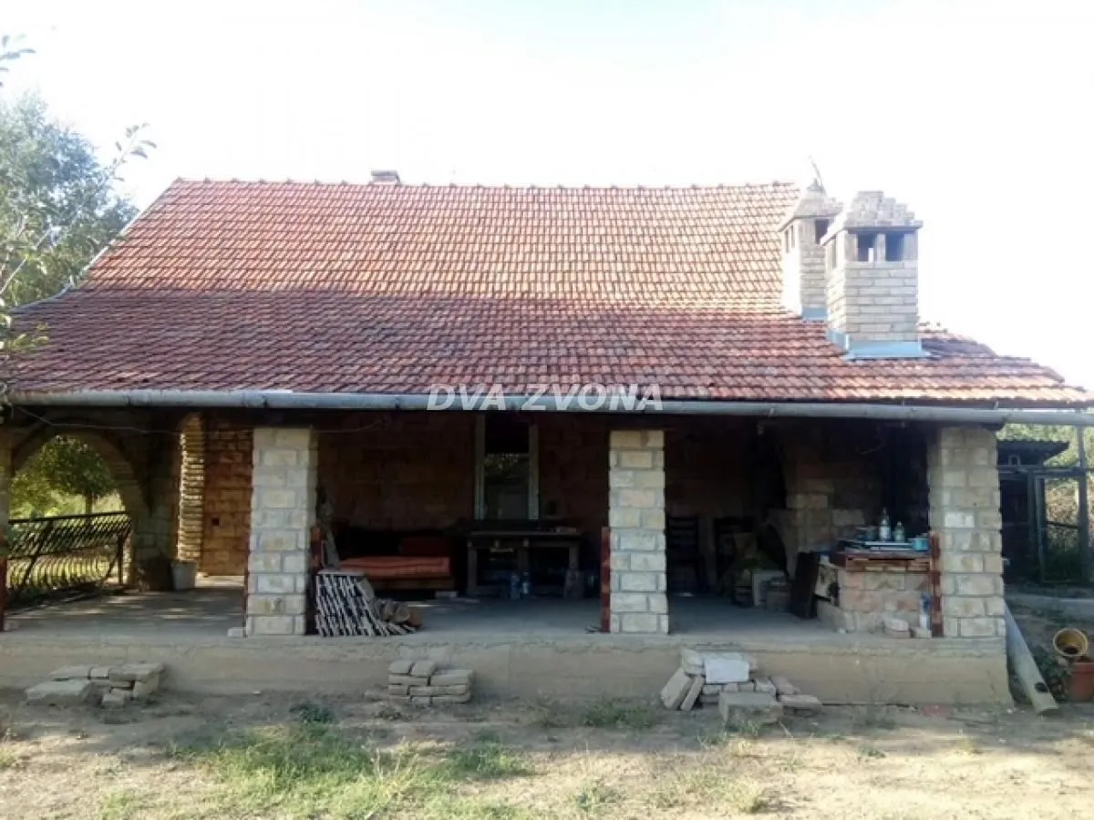 Prodaja, kuća, 86m², Čortanovci, Inđija