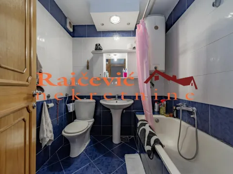 Sale, house, 250m², Brace Jerković, Voždovac Sve Podlokacije - image 13