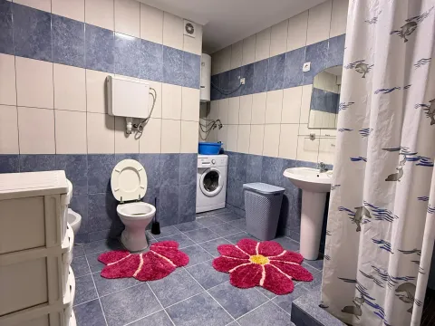 Rent, house, 110m², Dobre Vode, Bar - image 4