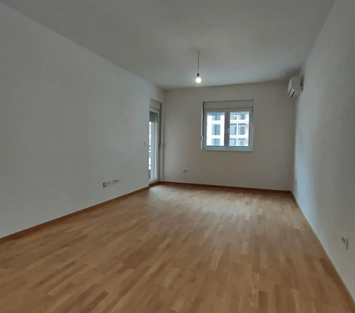 Rent, apartment, 45m², Stari Aerodrom, Podgorica