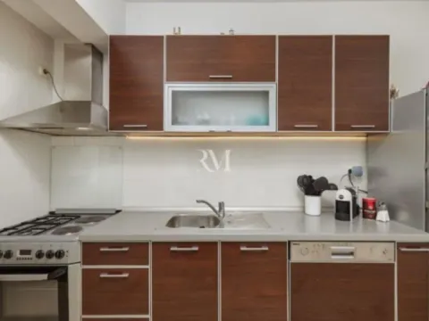 Izdavanje, kuća, 70m², Kavač, Kotor - image 5