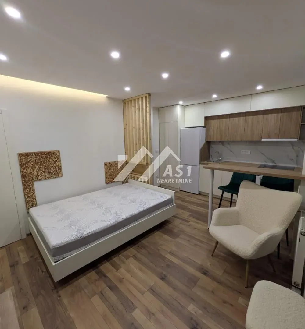 Izdavanje, stan, 28m², Novi Sad Sve Podlokacije, Novi Sad