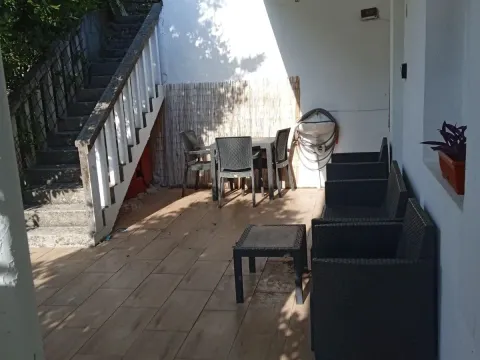 Rent, one bedroom apartment, 50m², Lepetani, Tivat - image 1