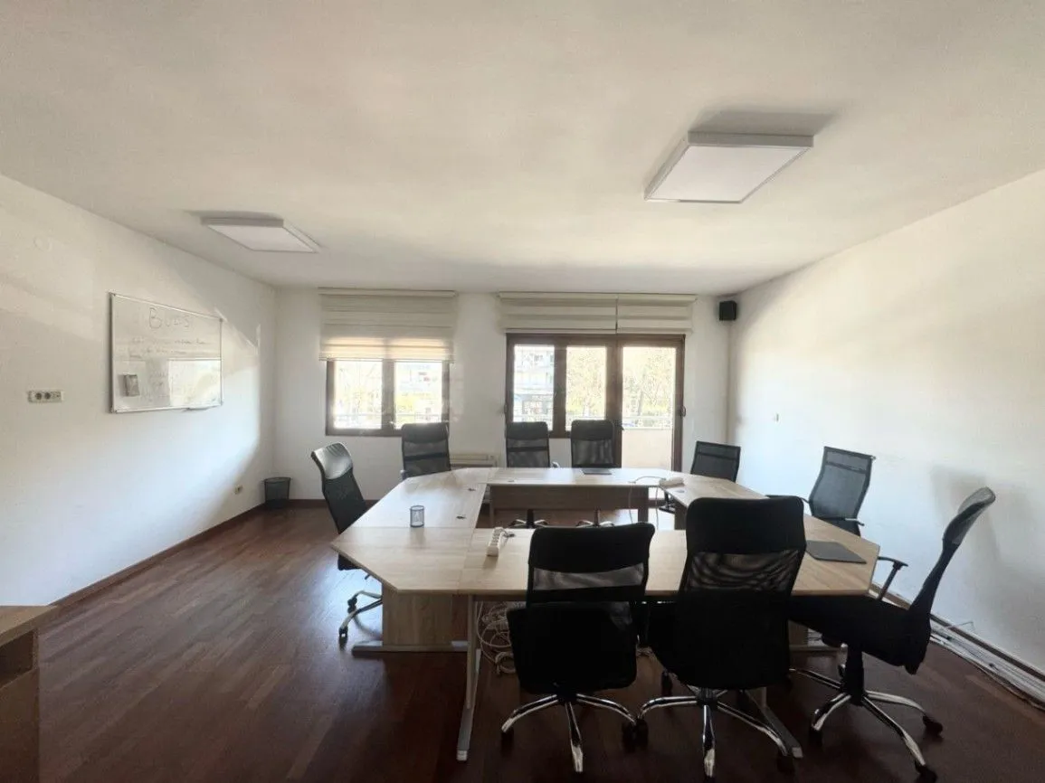 Prodaja, dvosoban stan, 105m², Preko Morače, Podgorica