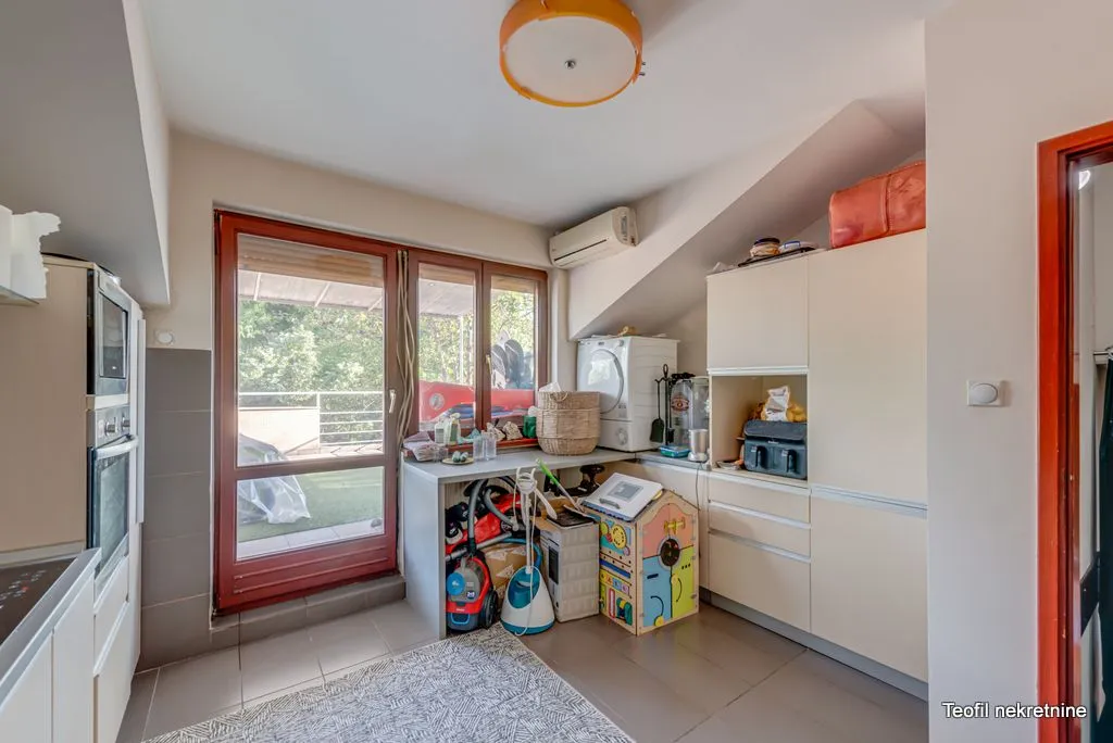 Sale, apartment, 138m², Zemun Centar, Zemun Sve Podlokacije