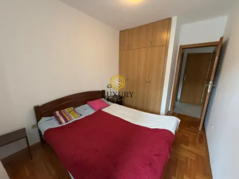Rent, two bedroom apartment, 76m², Stari Aerodrom, Podgorica - image 13