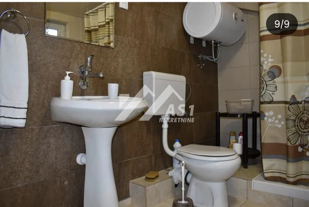 Rent, house, 212m², Paragovo, Petrovaradin