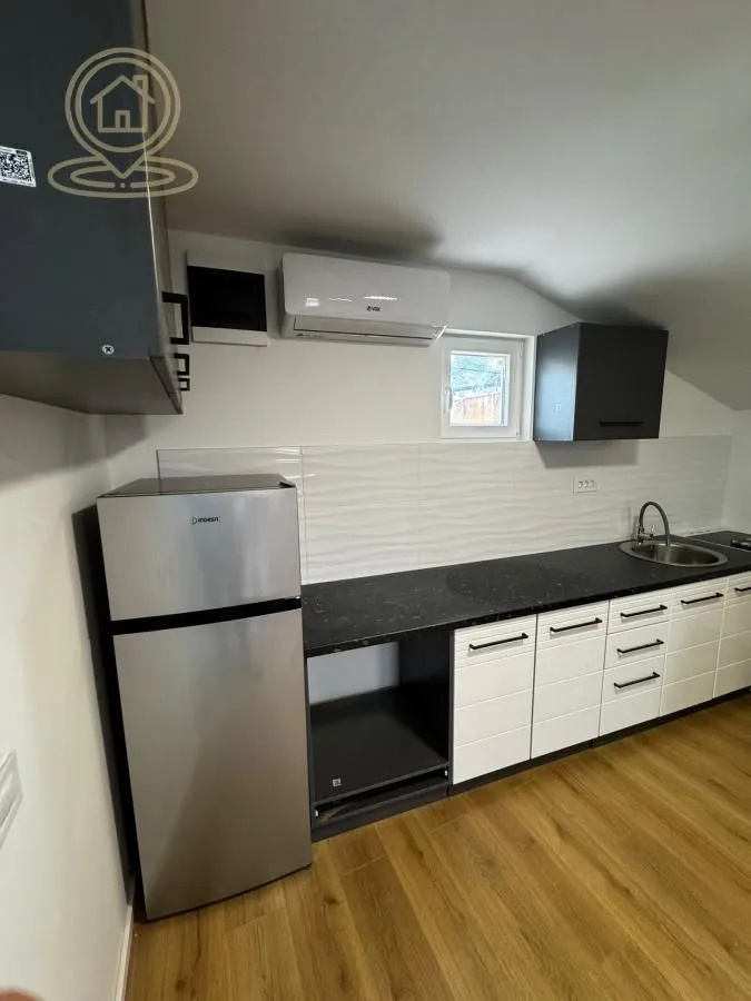 Rent, three bedroom apartment, 55m², Voždovac Sve Podlokacije, Beograd