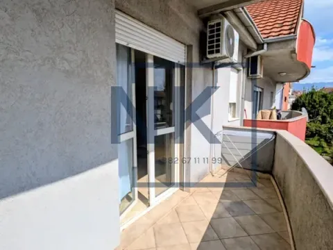 Rent, one bedroom apartment, 50m², Stari Aerodrom, Podgorica - image 12