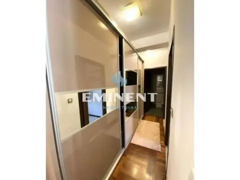 Izdavanje, trosoban stan, 87m², Stari Grad, Beograd - image 9