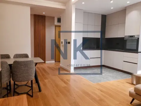 Izdavanje, dvosoban stan, 70m², Blok 9, Podgorica - image 4