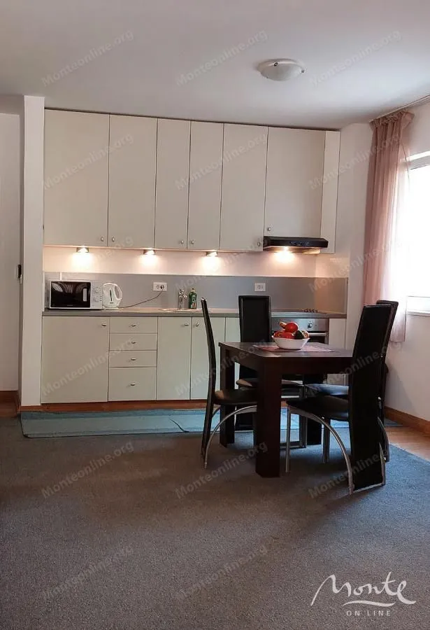 Sale, office space, 950m², Bečići, Budva