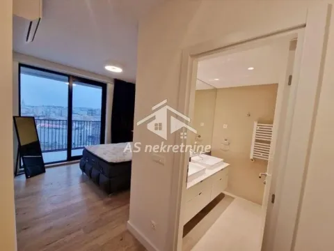 Izdavanje, četvorosoban stan, 109m², Savski Venac, Beograd - image 10