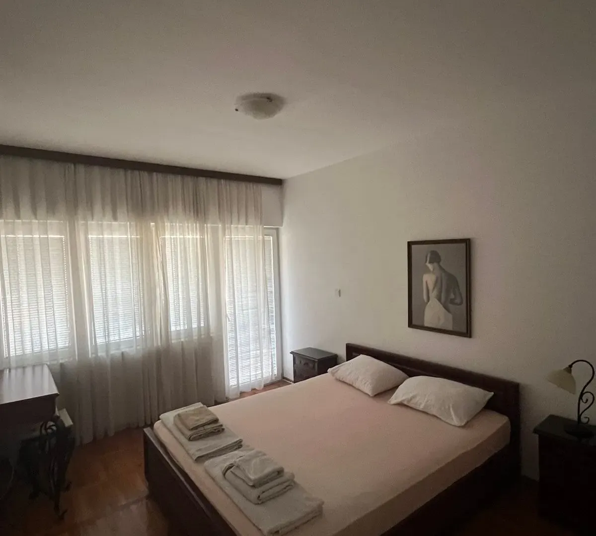 Izdavanje, jednosoban stan, 70m², Centar, Tivat