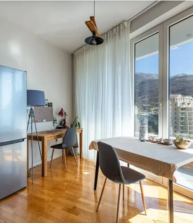 Sale, two bedroom apartment, 69m², Bečići, Budva