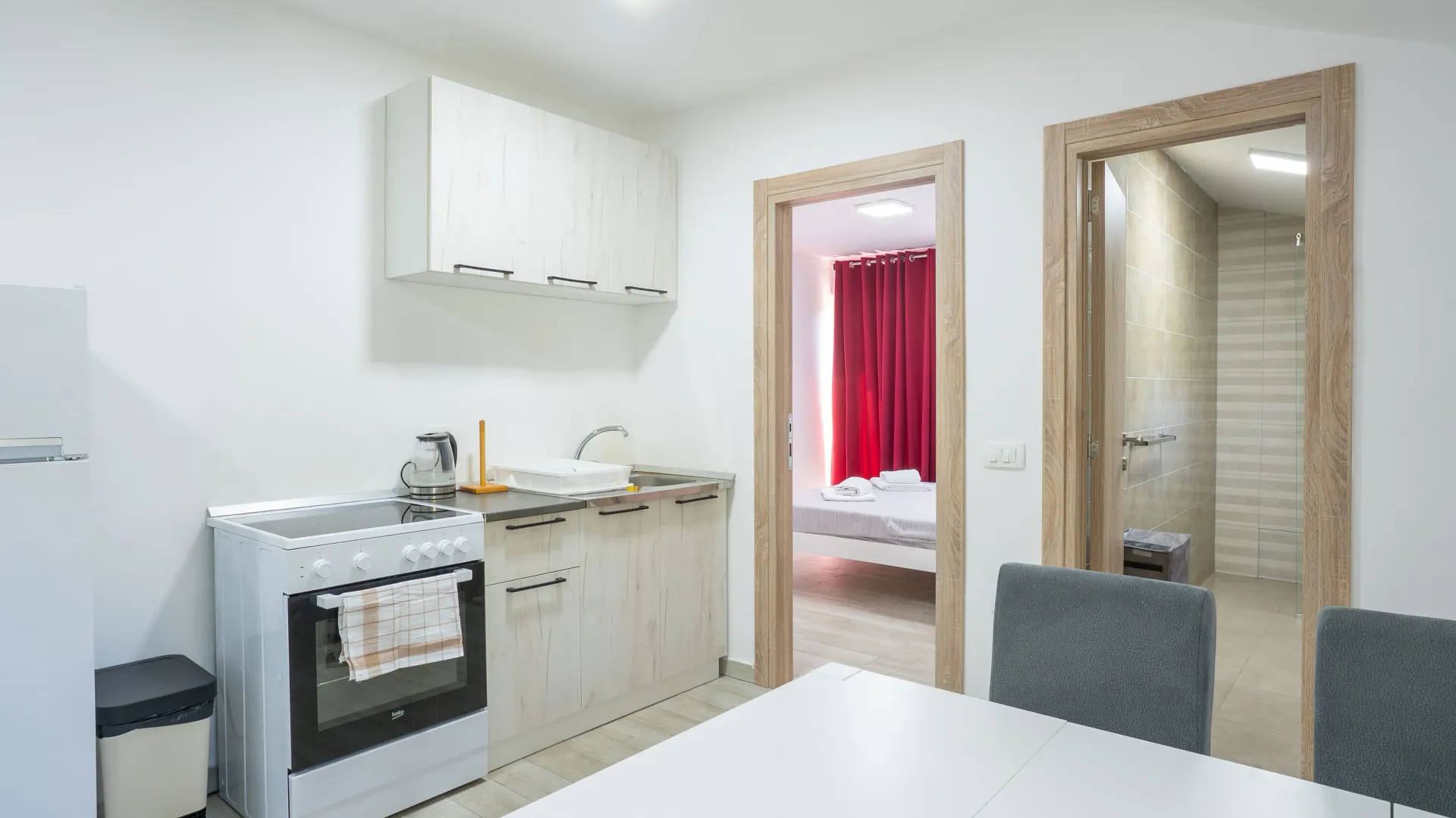 Rent, one bedroom apartment, 40m², Radanovići, Kotor