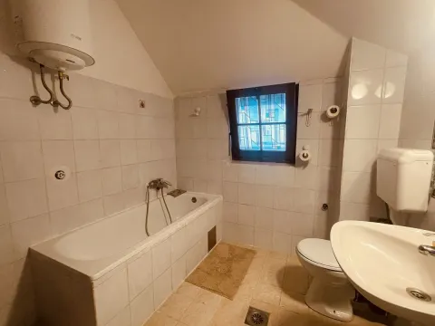Rent, two bedroom apartment, 47m², Medaković Sve Podlokacije, Beograd - image 7