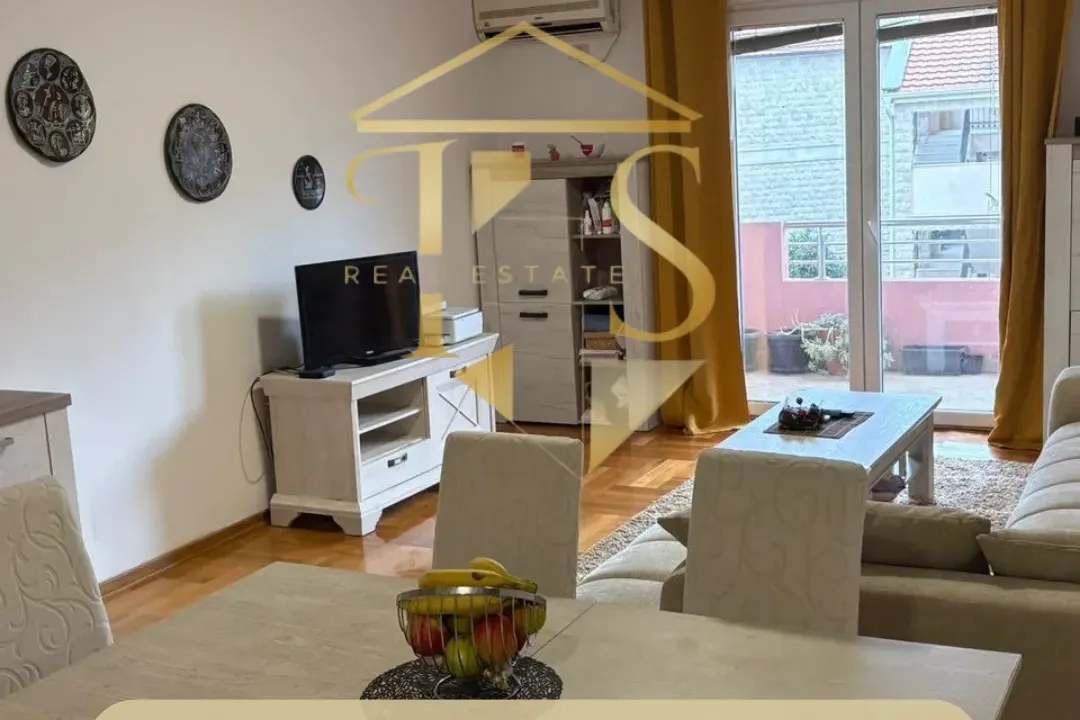 Rent, one bedroom apartment, 84m², Bonići, Tivat