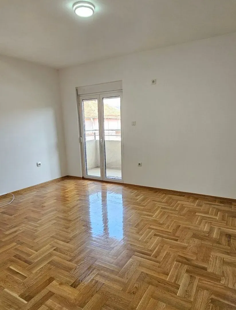 Prodaja, jednosoban stan, 52m², Masline, Podgorica