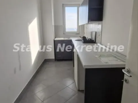 Izdavanje, poslovni prostor, 500m², Klisa, Novi Sad Sve Podlokacije - image 7