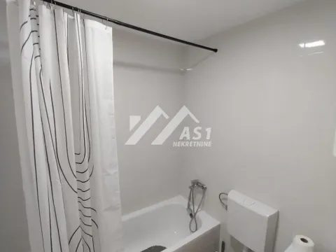 Izdavanje, četvorosoban stan, 70m², Podbara, Novi Sad Sve Podlokacije - image 9