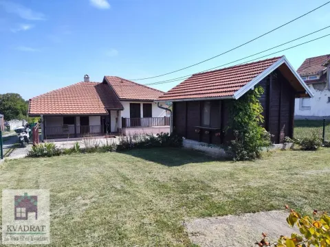 Sale, house, 99m², Lazarevac, Beograd