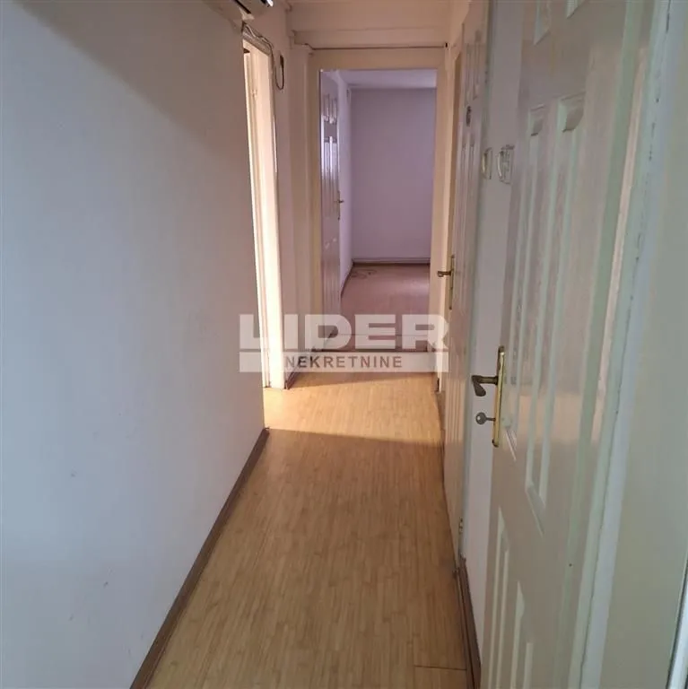 Rent, apartment, 43m², Stari Grad, Beograd