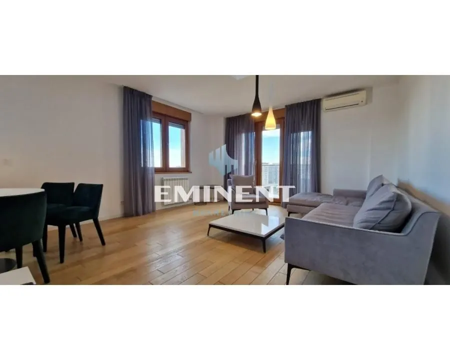 Izdavanje, trosoban stan, 82m², Novi Beograd Blok 67, Novi Beograd Sve Podlokacije