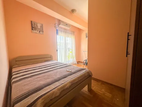 Rent, one bedroom apartment, 35m², Nova Dalmatinska, Podgorica - image 10