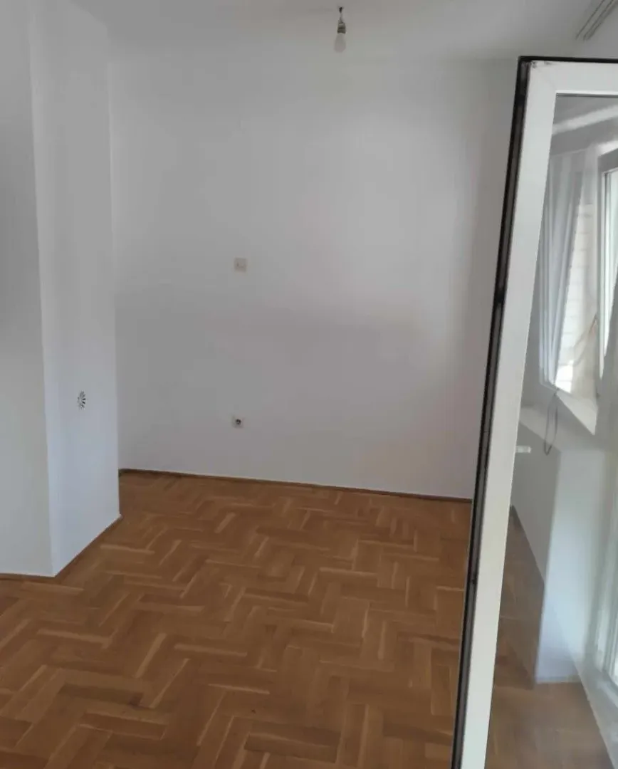 Prodaja, dvosoban stan, 84m², Stari Aerodrom, Podgorica