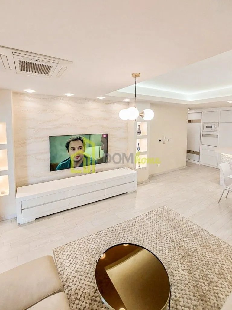 Prodaja, dvosoban stan, 80m², Budva, Crna Gora