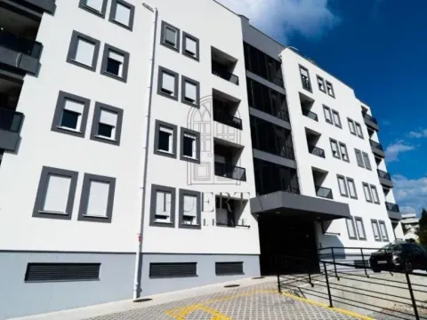 Prodaja, dvosoban stan, 67m², Centar, Podgorica - image 13