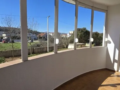 Izdavanje, jednosoban stan, 63m², Zabjelo, Podgorica - image 7