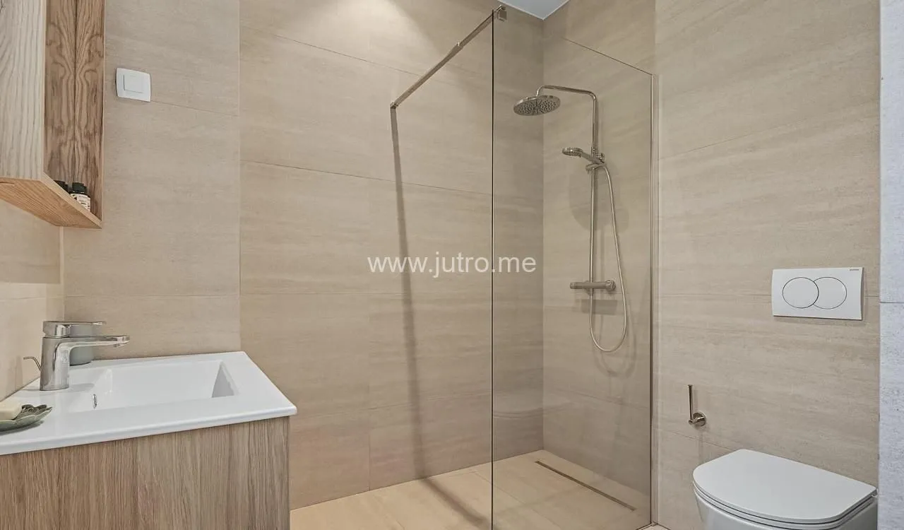 Sale, house, 220m², Kavač, Kotor