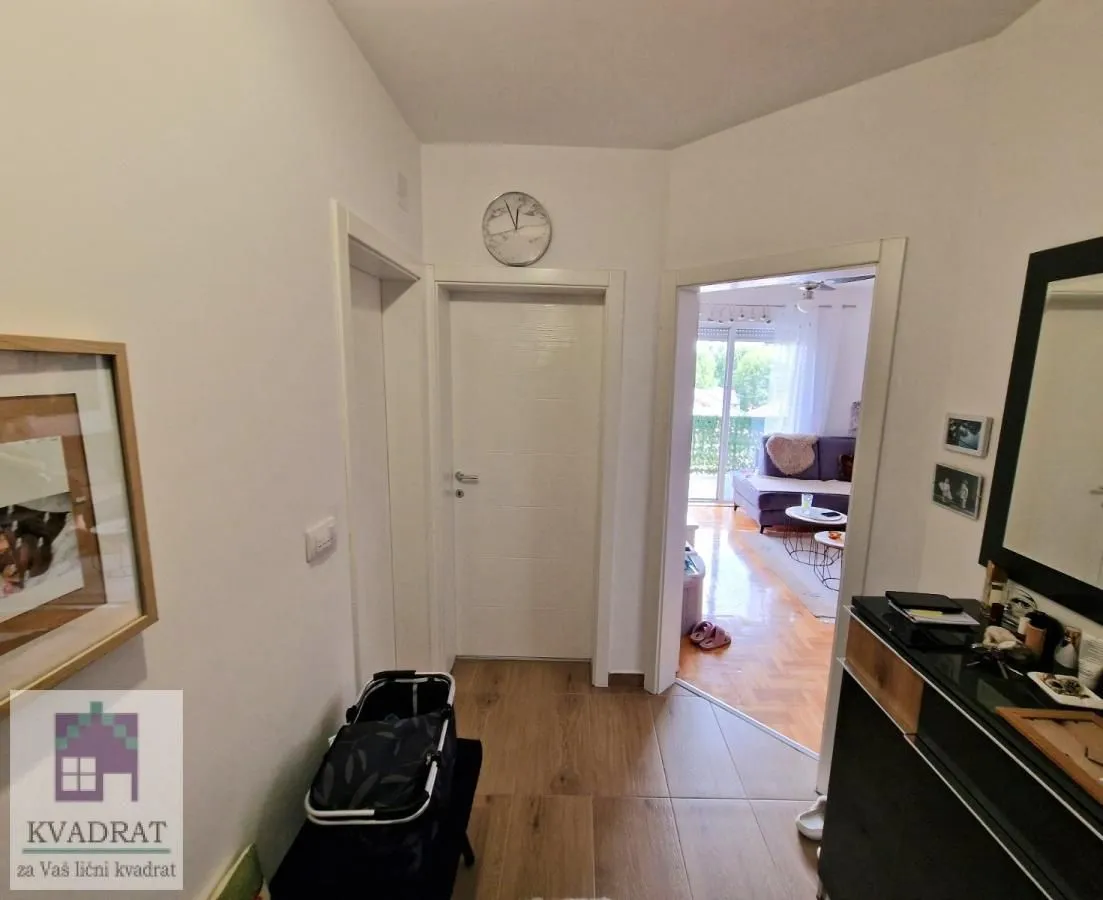 Prodaja, jednosoban stan, 44m², Centar, Ub