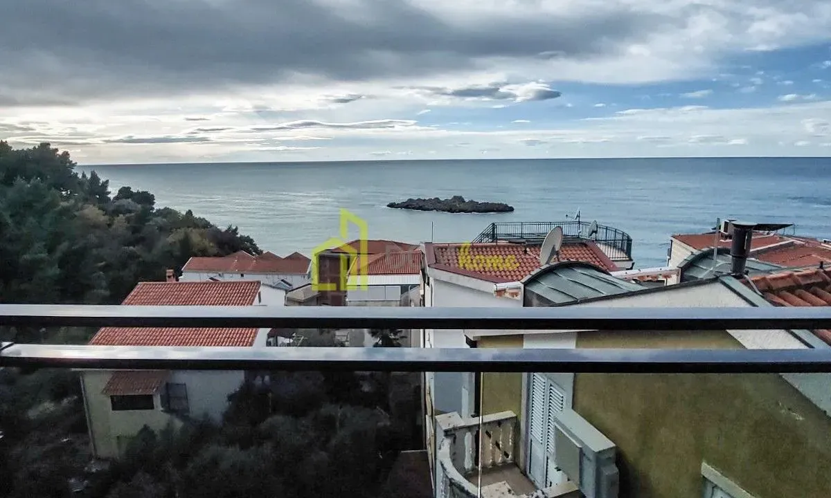 Prodaja, trosoban stan, 150m², Sveti Stefan, Budva