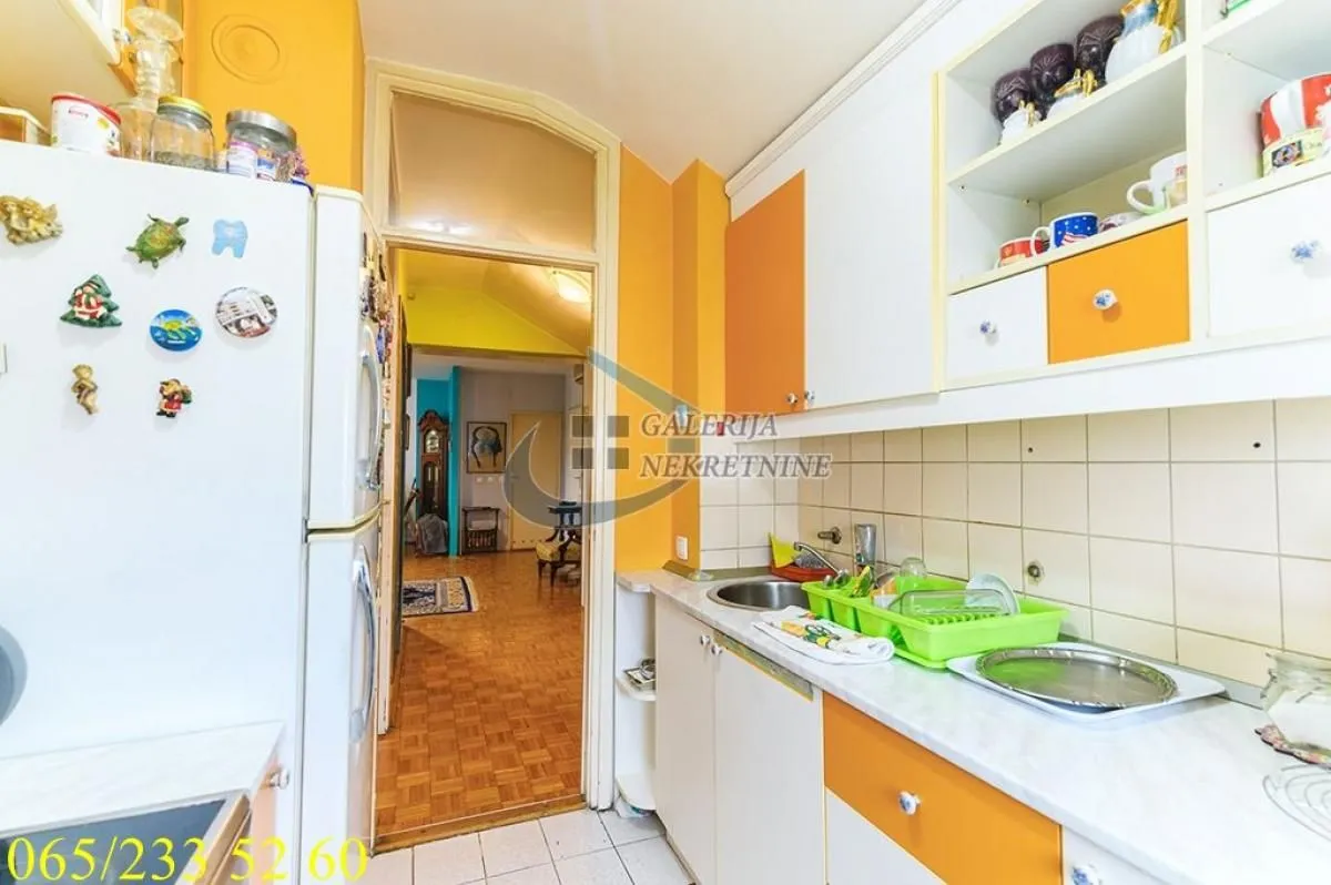 Prodaja, trosoban stan, 86m², Novi Beograd Blok 71, Novi Beograd Sve Podlokacije